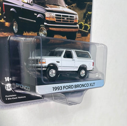 1/64 Greenlight Hobby Exclusive 1993 Ford Bronco XLT White