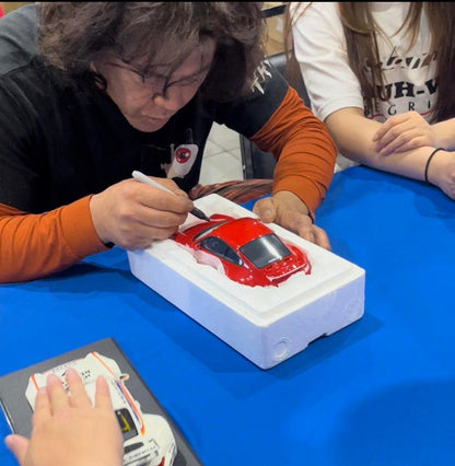 *SIGNED* 1/18 GT Spirit Porsche RWB AKA Phila Red (Resin Car Model)