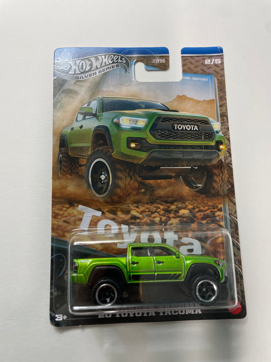 Hot Wheels 1/64 Toyota Silver Series '20 Toyota Tacoma Green - JCB72 - Damaged Box