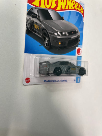 Hot Wheels 1/64 Nissan Skyline GT-R (BCNR33) Grey