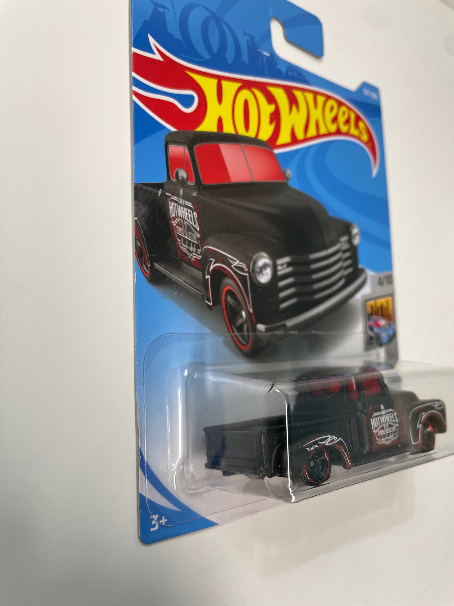 Hot Wheels 1/64 ‘52 Chevy Black - Damaged Box