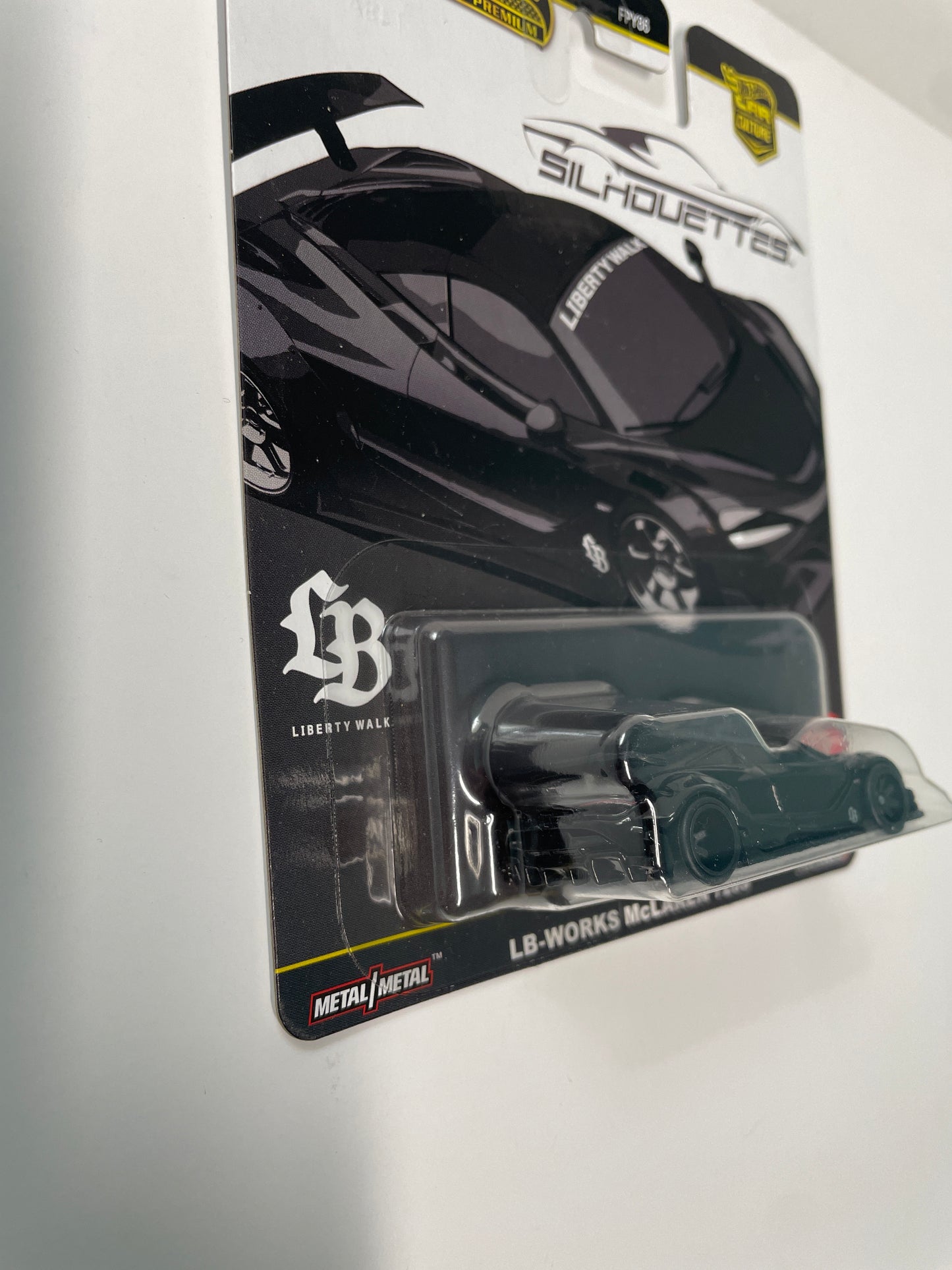 *Chase* Hot Wheels 1/64 Car Culture Silhouettes LB-Works McLaren 720S Black - JBK62