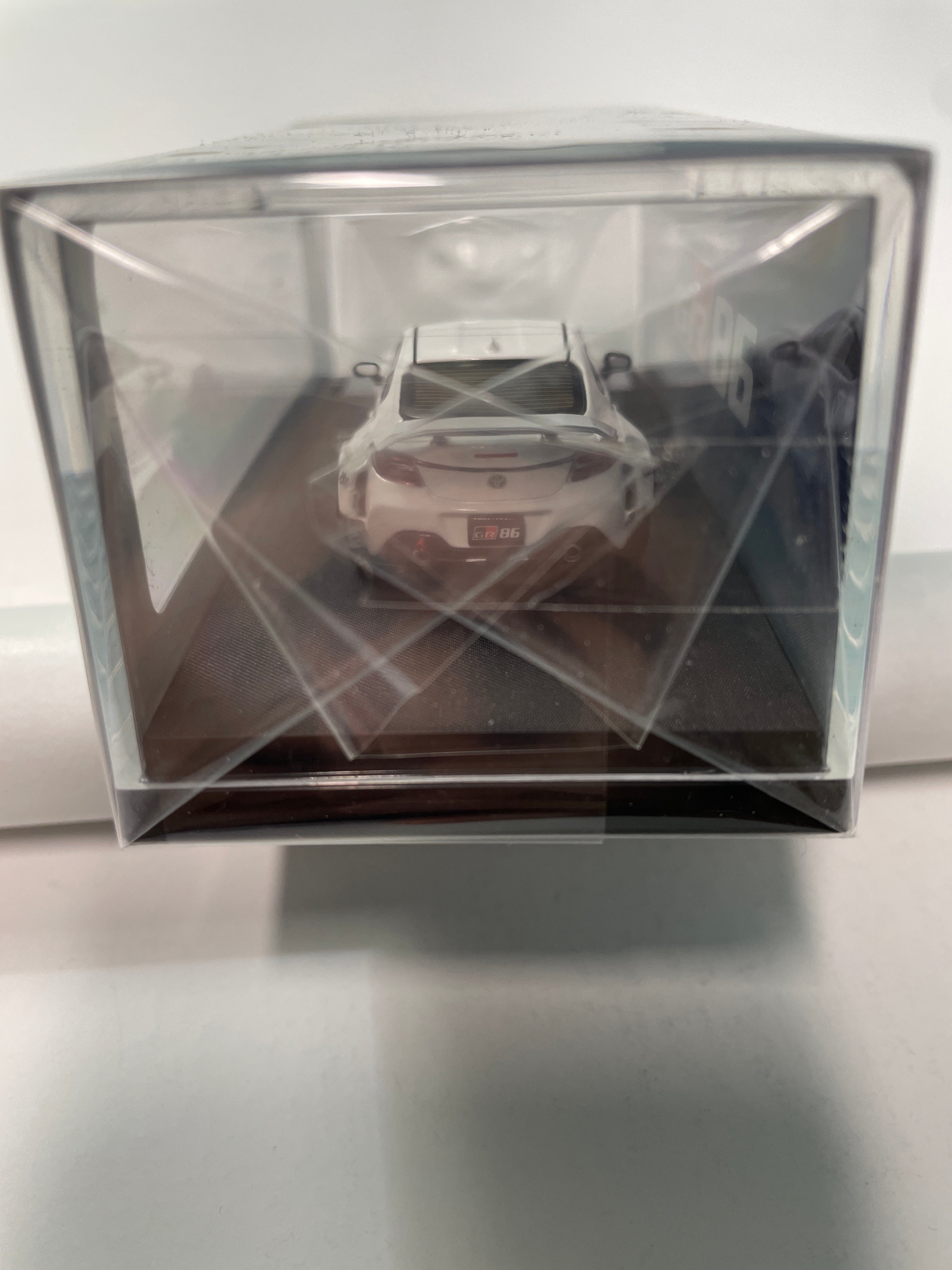Fuji 1/64 Pandem Toyota GR 86 Rocket Bunny White – Flipn Diecast