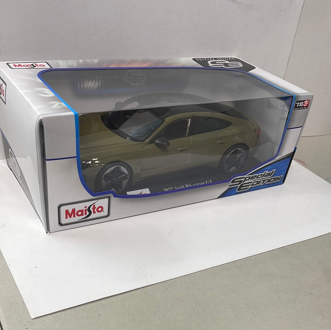 1/18 Maisto 2022 Audi RS E-Tron GT Green