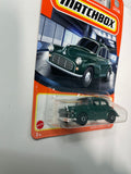 Matchbox 1/64 Morris Minor Saloon Green