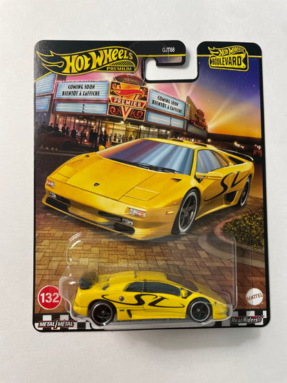 Hot Wheels 1/64 Boulevard Mix D Set Of 5 - GJT68-978D