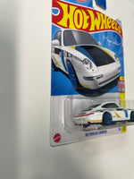 Hot Wheels 1/64 ‘96 Porsche Carrera White & Blue