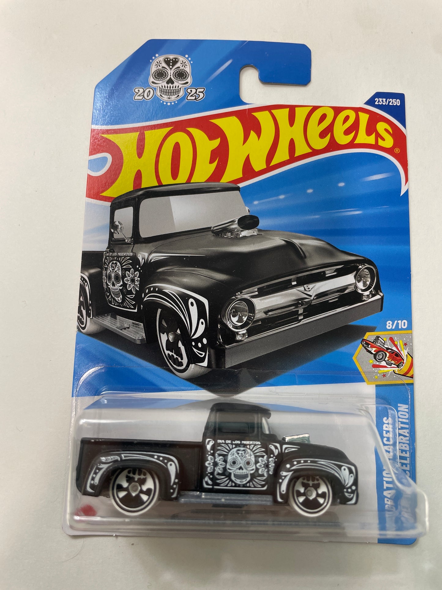 Hot Wheels 1/64 Custom/Personnalisé ‘56 Ford Truck/Camion Black & White