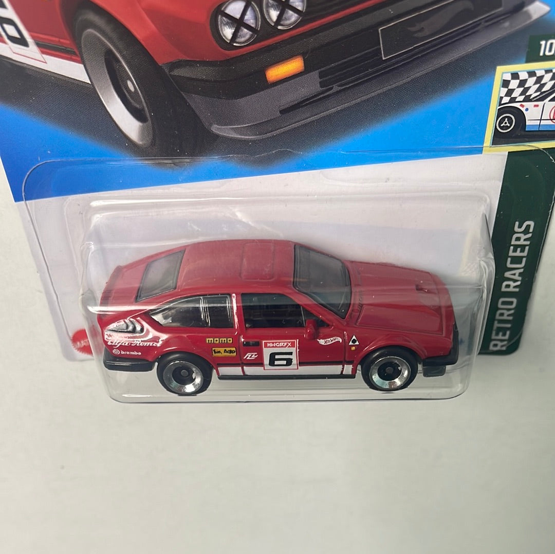 Hot Wheels 1/64 Alfa Romeo GTV6 3.0 Red