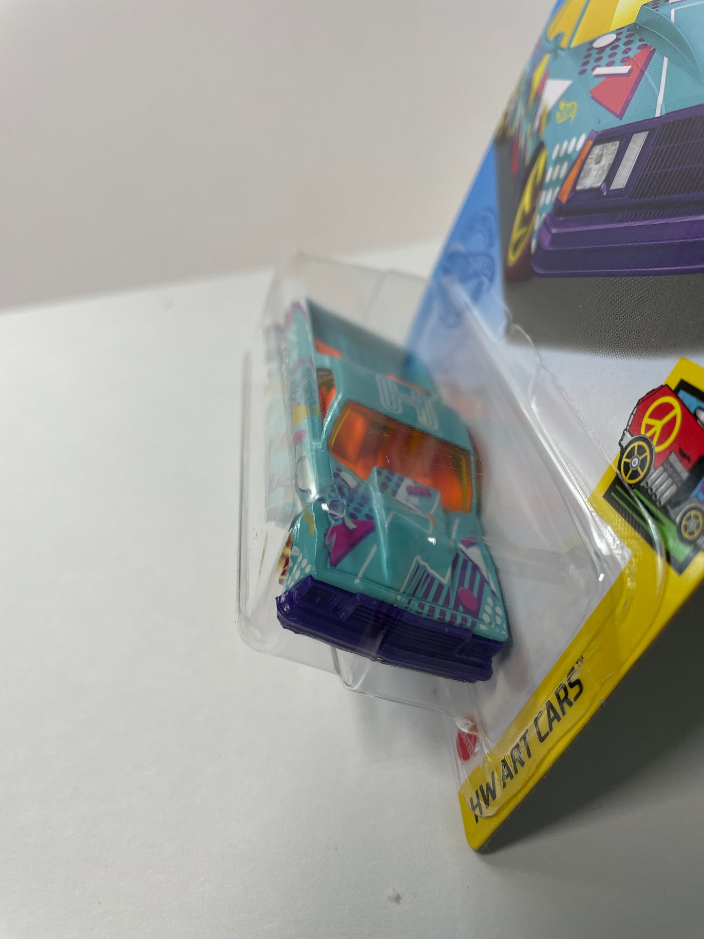 Hot Wheels 1/64 ‘80 Chevrolet El Camino Blue & Orange