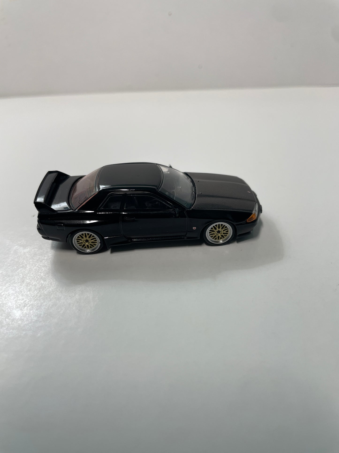 Mini GT 1/64 Nissan Skyline GT-R Black w/ BBS LM Wheel Black MGT00087-MJ - Loose w/ Damaged Box