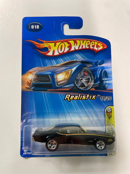 Hot Wheels 1/64 ‘69 Pontiac GTO Black - Damaged Box