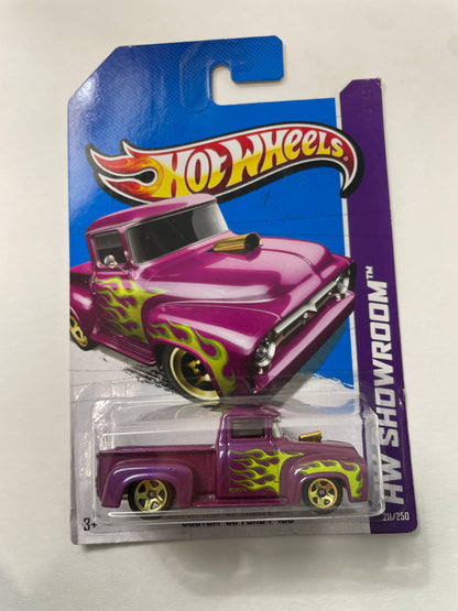 Hot Wheels 1/64 Custom ‘56 Ford F-100 Pink - Damaged Box