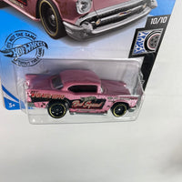 Hot Wheels 1/64 ‘57 Chevy Pink - Damaged Card