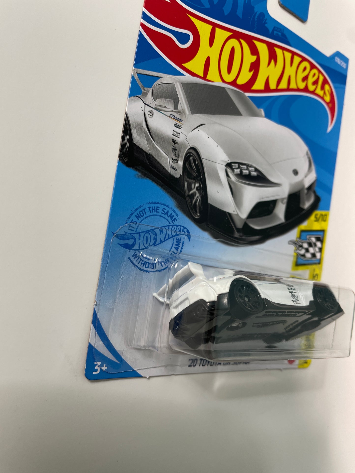 Hot Wheels 1 /64 ‘20 Toyota GR Supra White Pandem