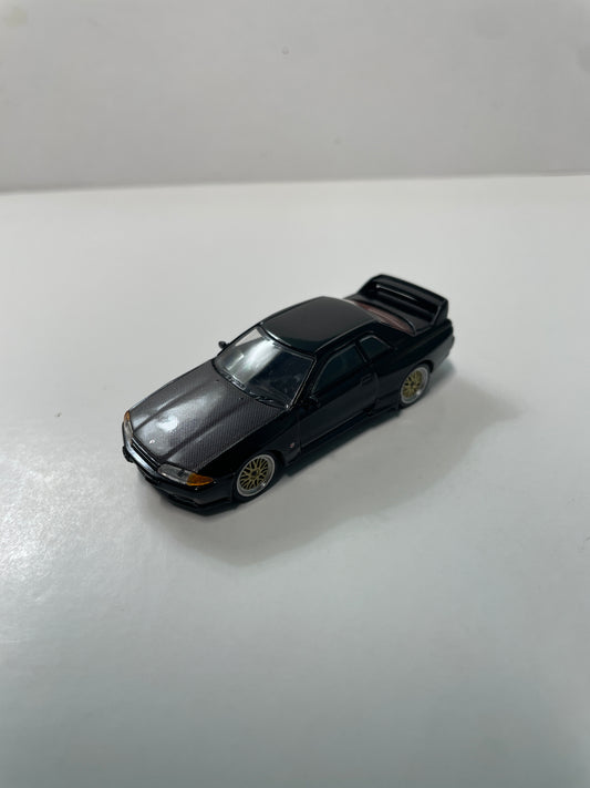 Mini GT 1/64 Nissan Skyline GT-R Black w/ BBS LM Wheel Black MGT00087-MJ - Loose w/ Damaged Box
