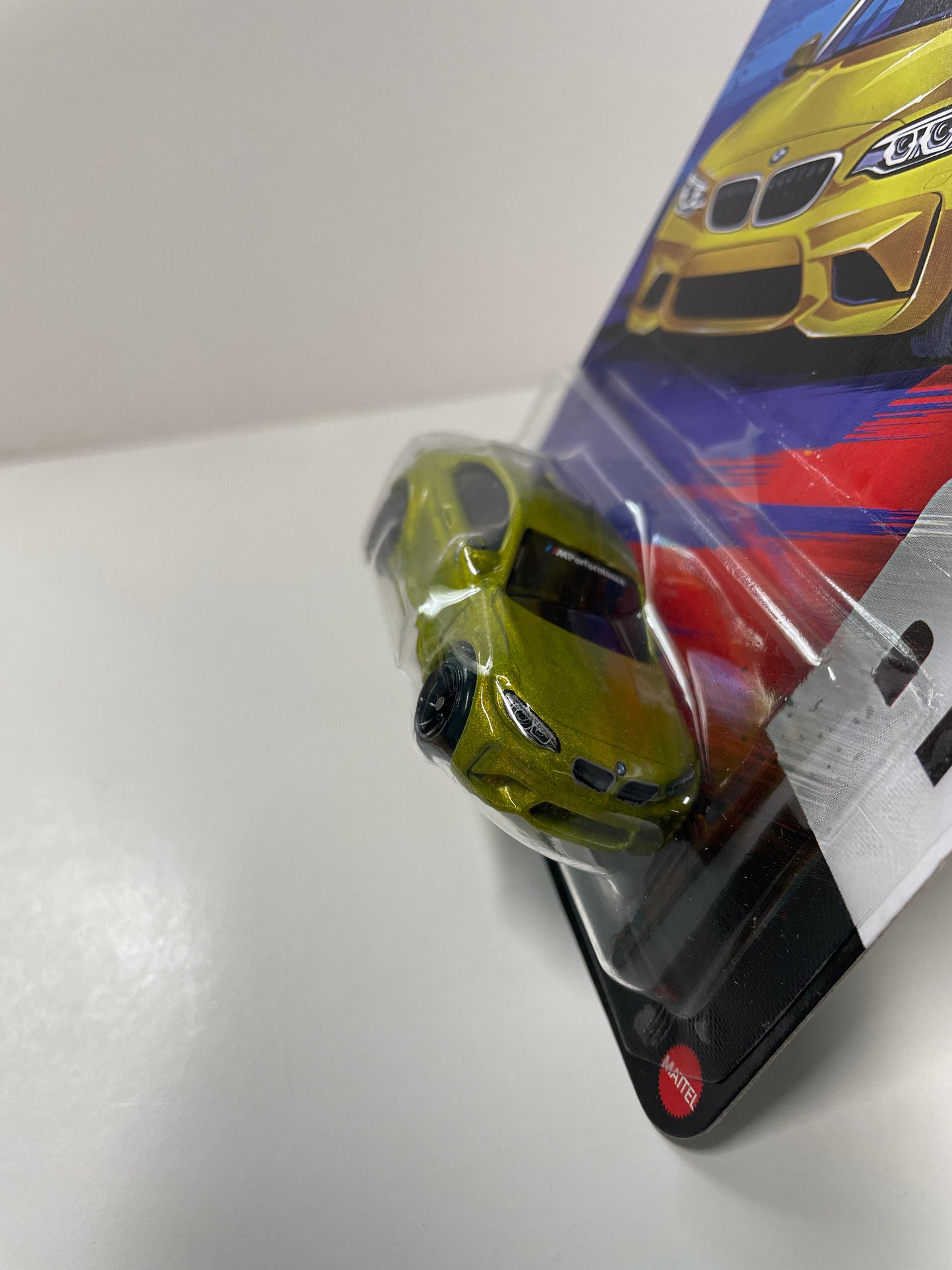 Hot Wheels 1/64 BMW Silver Series 2016 BMW M2 Yellow