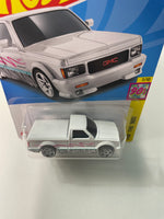 Hot Wheels 1/64 ‘91 GMC Syclone White