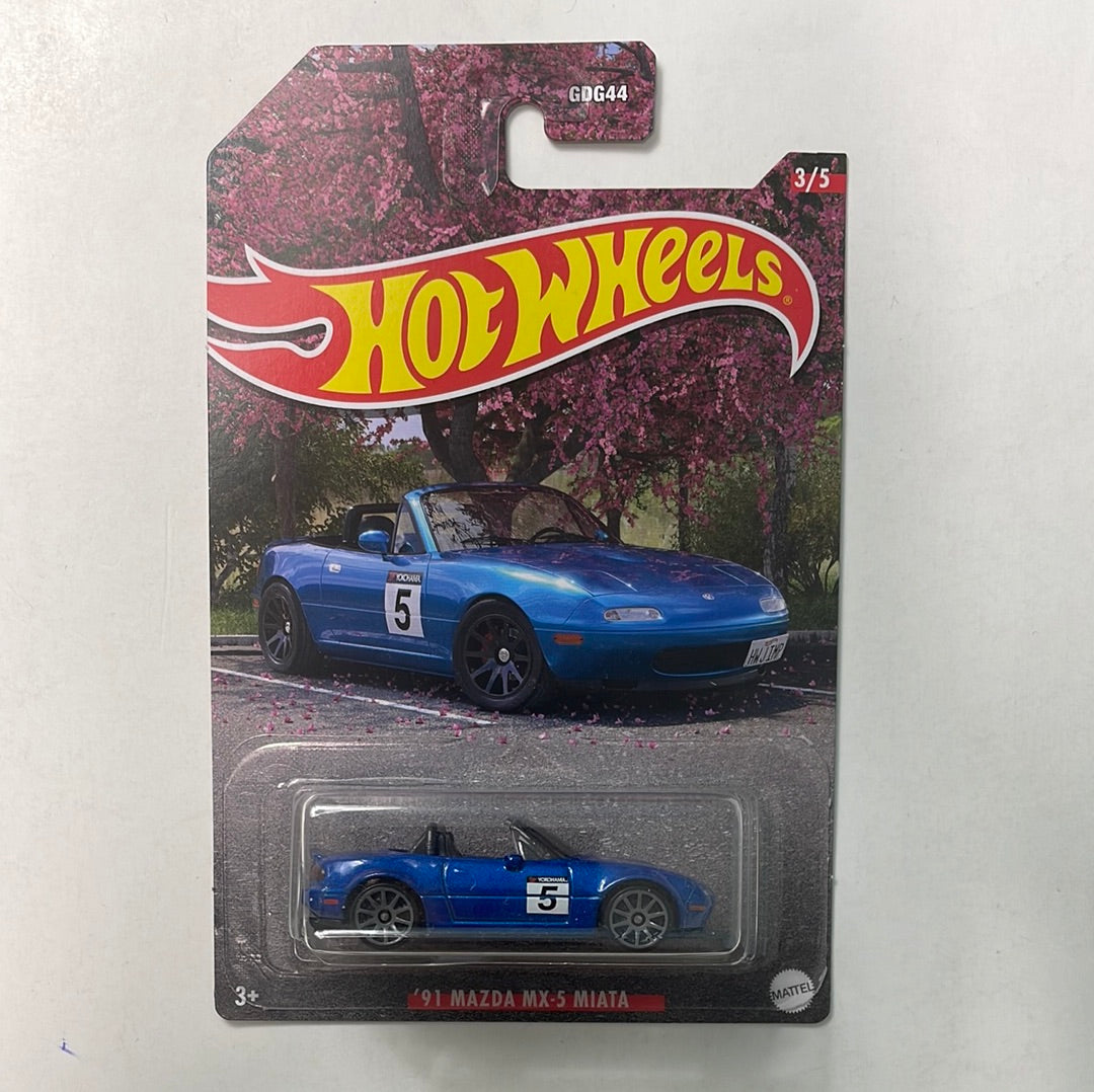 Hot Wheels ‘91 Mazda MX-5 Miata Blue - Japanese Classics - Damaged Card
