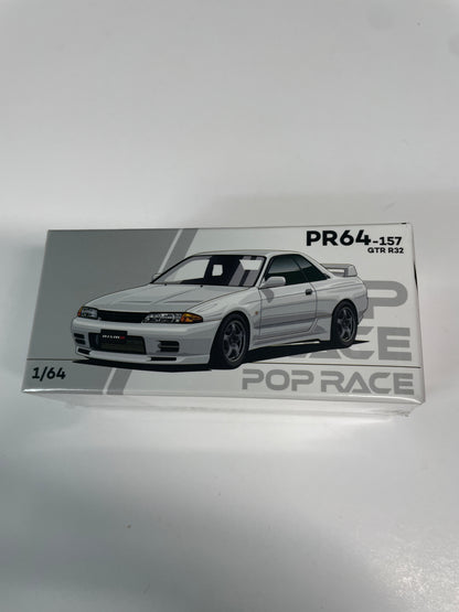 Pop Race 1/64 Nissan Skyline GTR R32 Crystal White - PR64-157