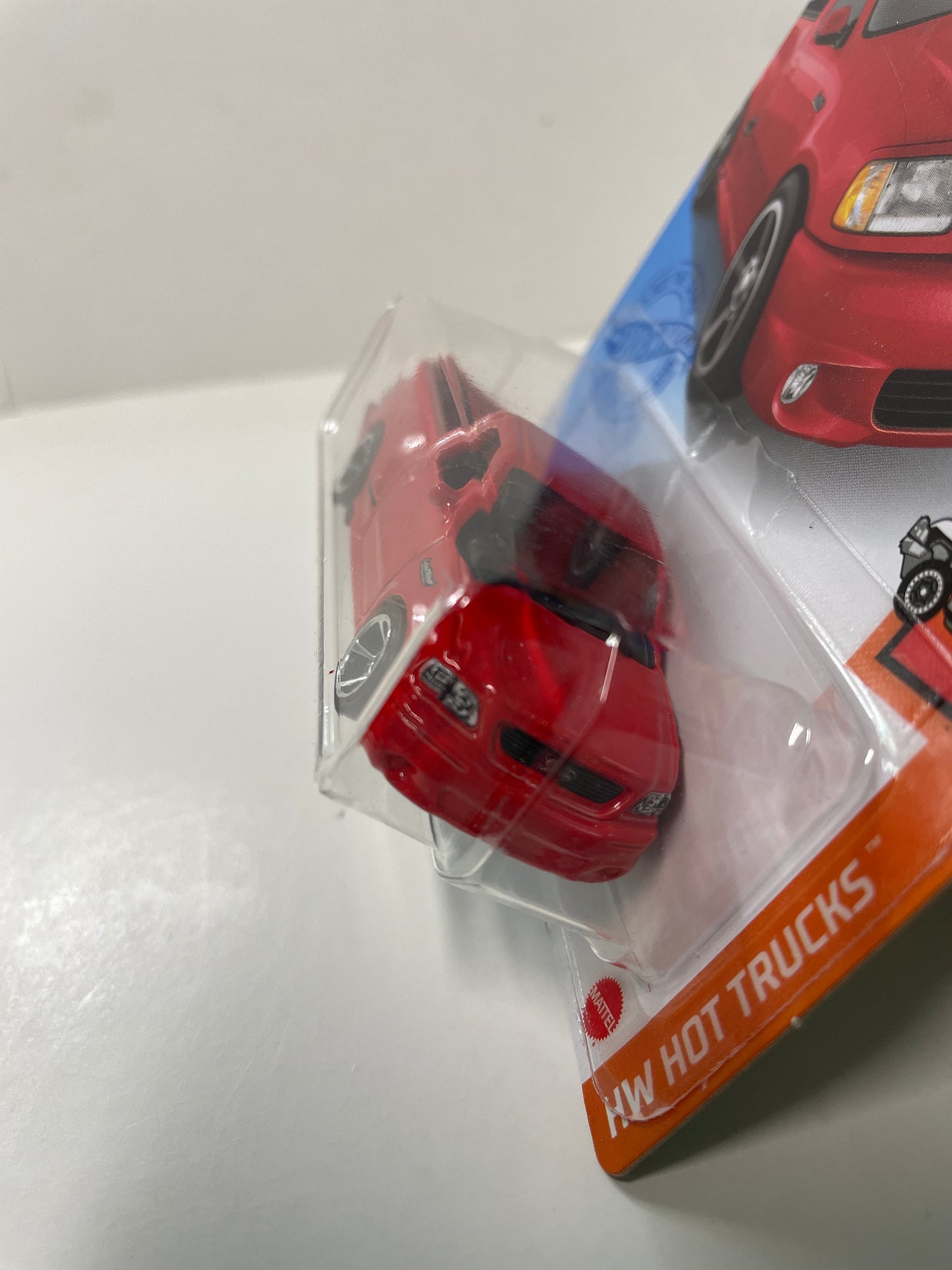 Hot Wheels 1/64 ‘99 Ford F-150 SVT Lightning Red