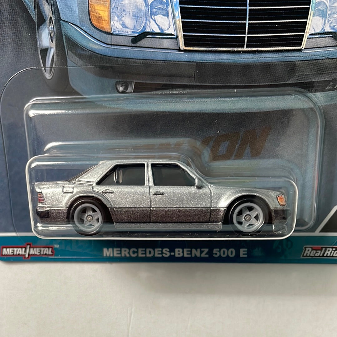 Hot Wheels 1/64 Car Culture Canyon Warriors Mercedes-Benz 500 E Silver