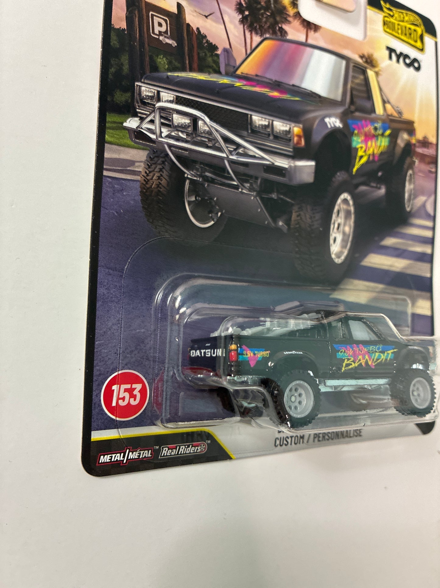 Hot Wheels 1/64 2026 Boulevard Mix H Datsun King Cab Baja Custom/ Personnalise Black - JHW32
