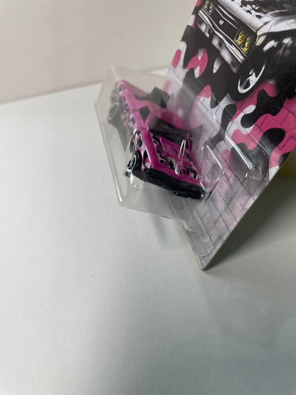 Hot Wheels 1/64 ‘68 Chevrolet El Camino Camo Series Pink - Damaged Box