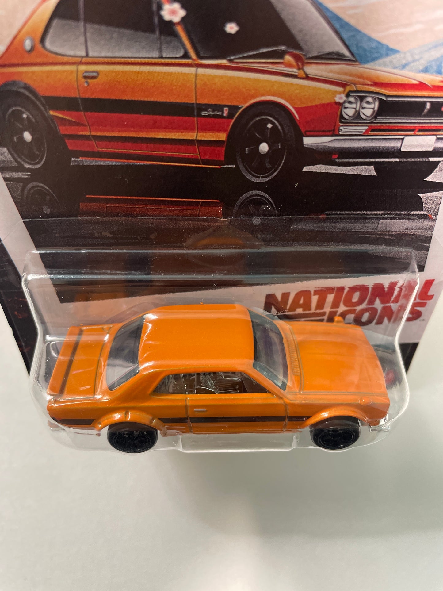 Hot Wheels 1/64 Silver Series National Icons 1971 Nissan Skyline HT 2000 GT-R Orange - Damaged Box
