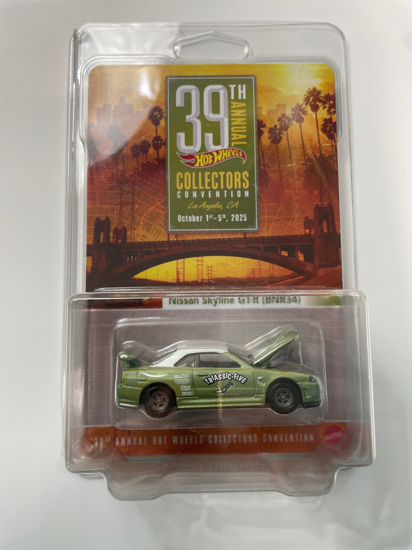 Hot Wheels 1/64 39th Annual Collectors Convention Los Angeles Dinner Car Nissan Skyline GT-R (BNR34) Green