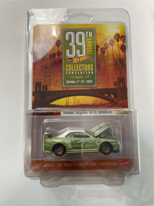 Hot Wheels 1/64 39th Annual Collectors Convention Los Angeles Dinner Car Nissan Skyline GT-R (BNR34) Green