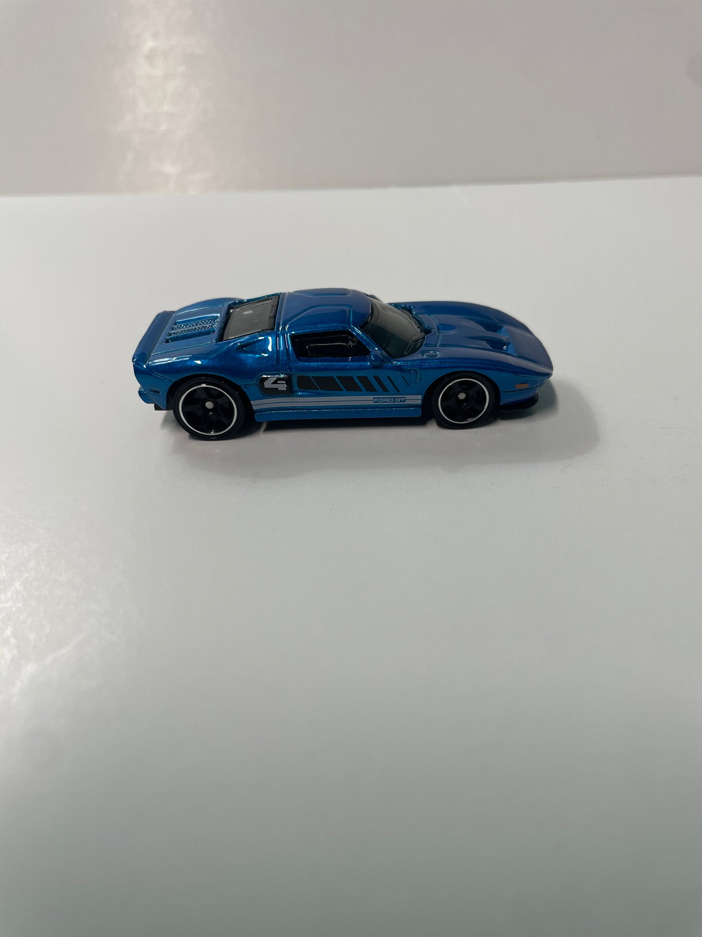 *Loose* Matchbox 1/64 2005 Ford GT Blue