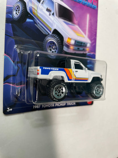 Hot Wheels 1/64 Tubular Trucks 1987 Toyota Pickup Truck White - Damaged Card