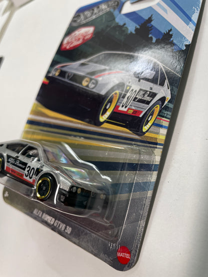 Hot Wheels 1/64 Silver Series Vintage Club 1968 Alfa Romeo GTV6 30 Silver - JKY30