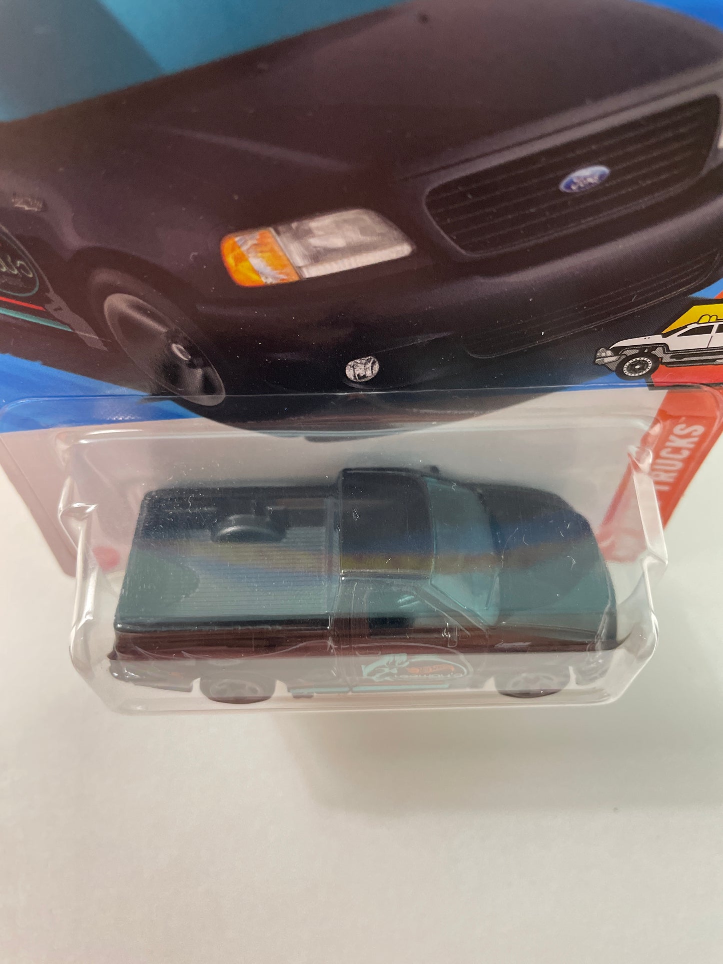 Hot Wheels 1/64 ‘99 Ford F-150 SVT Lightning Black - Damaged Box