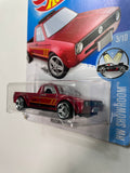 Hot Wheels 1/64 Volkswagen Caddy Red - Damaged Card