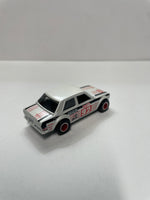 *Loose* Hot Wheels 1/64 Real Riders Datsun Bluebird 510 n92 White