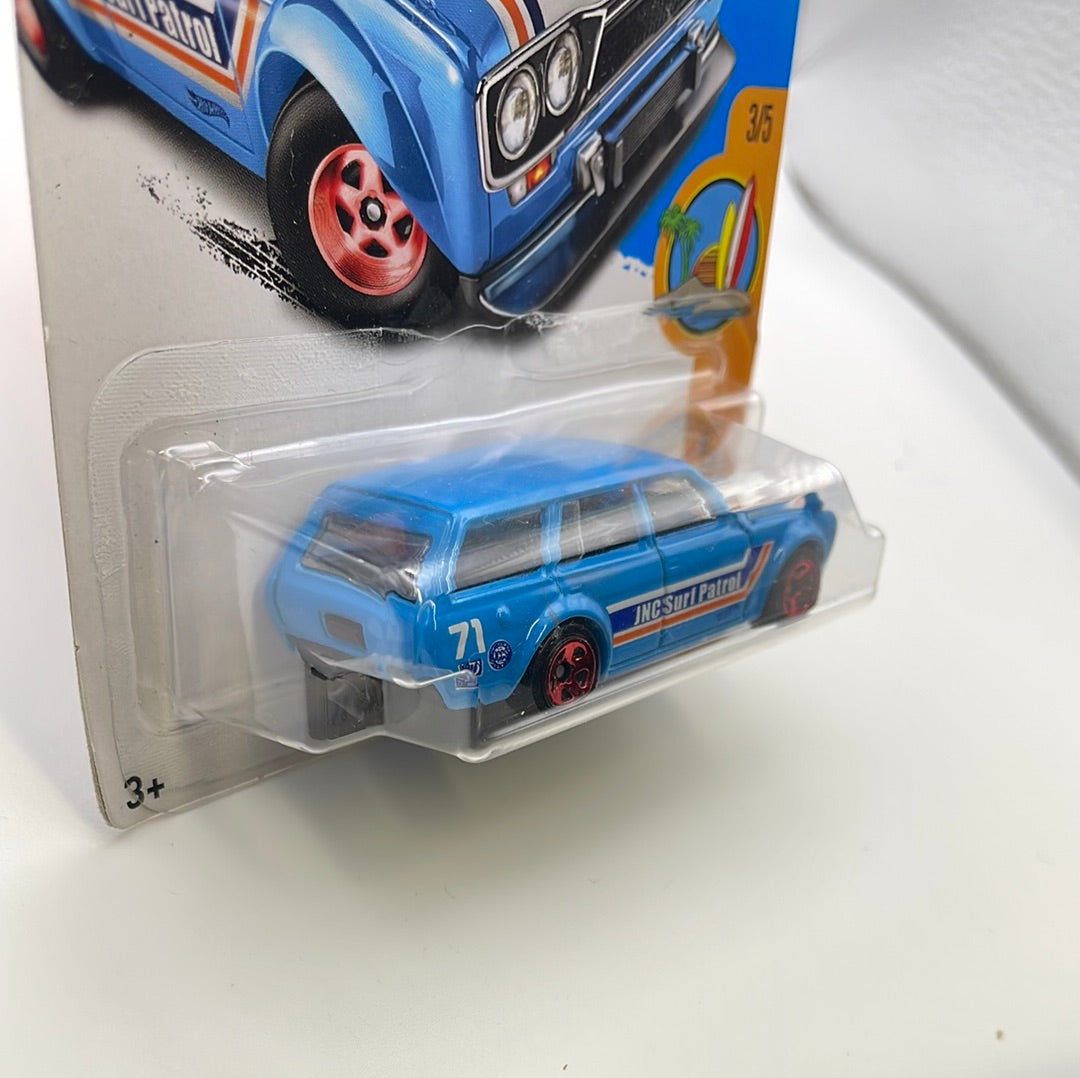 Hot Wheels 1/64 ‘71 Datsun Bluebird 510 Wagon Blue