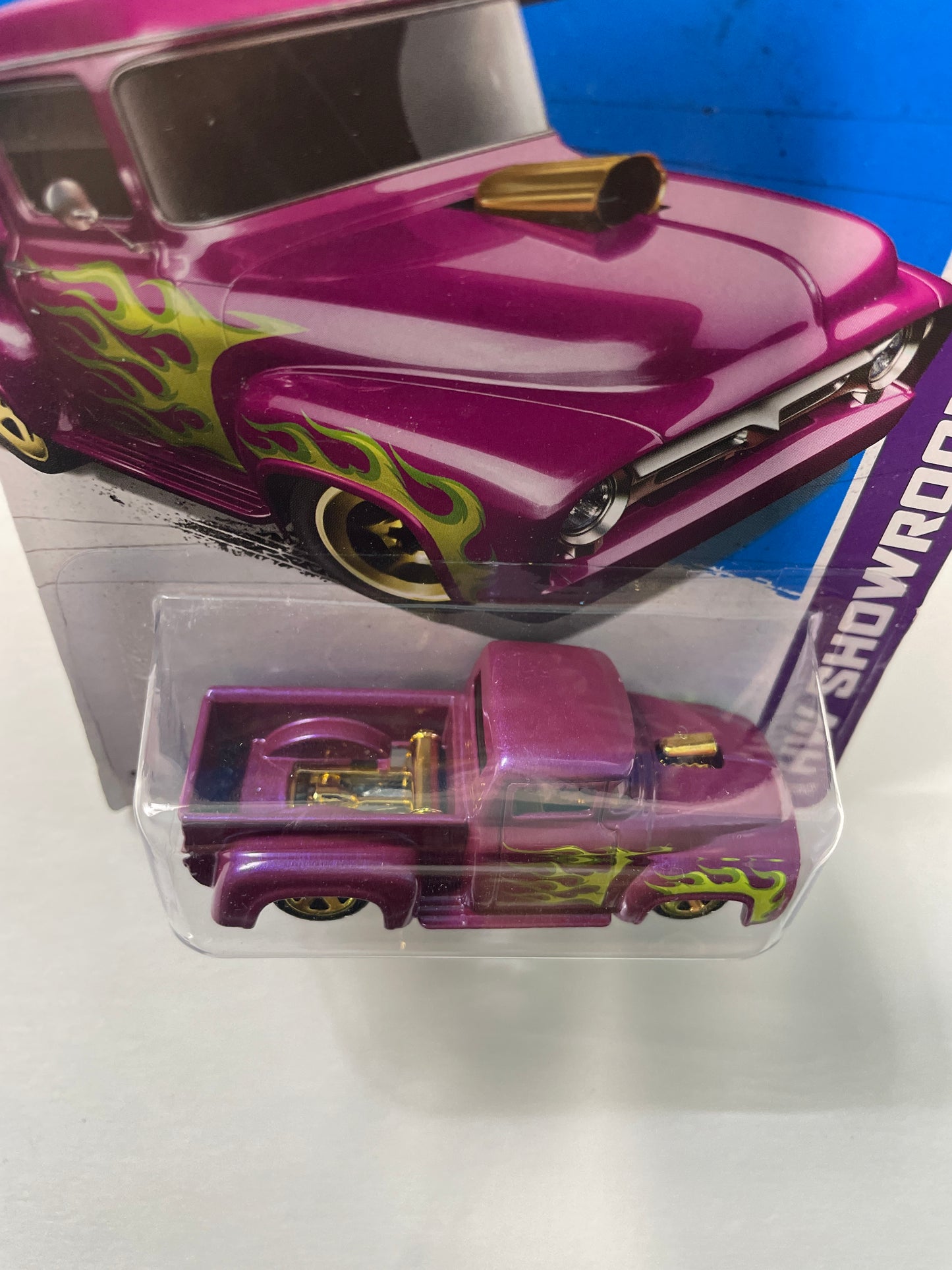 Hot Wheels 1/64 Custom ‘56 Ford F-100 Pink - Damaged Box