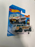 Hot Wheels 1/64 ‘64 Nova Wagon Gasser Short Card Grey