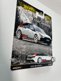 Hot Wheels 1/64 Car Culture Fast Wagons Audi RS 6 Avant White - Damaged Card