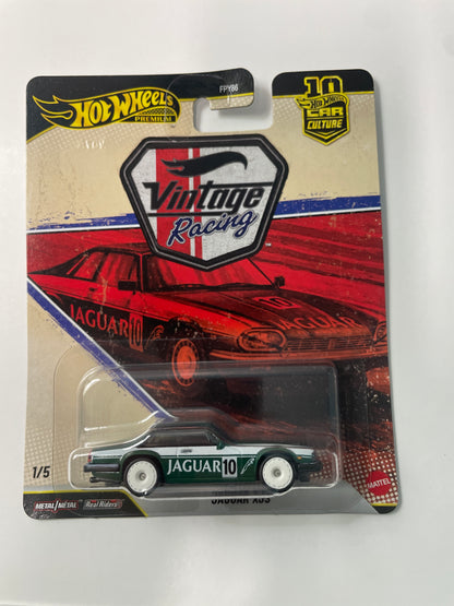 Hot Wheels 1/64 Car Culture 2026 Mix T Vintage Racing Set of 5 (FPY86-961T)