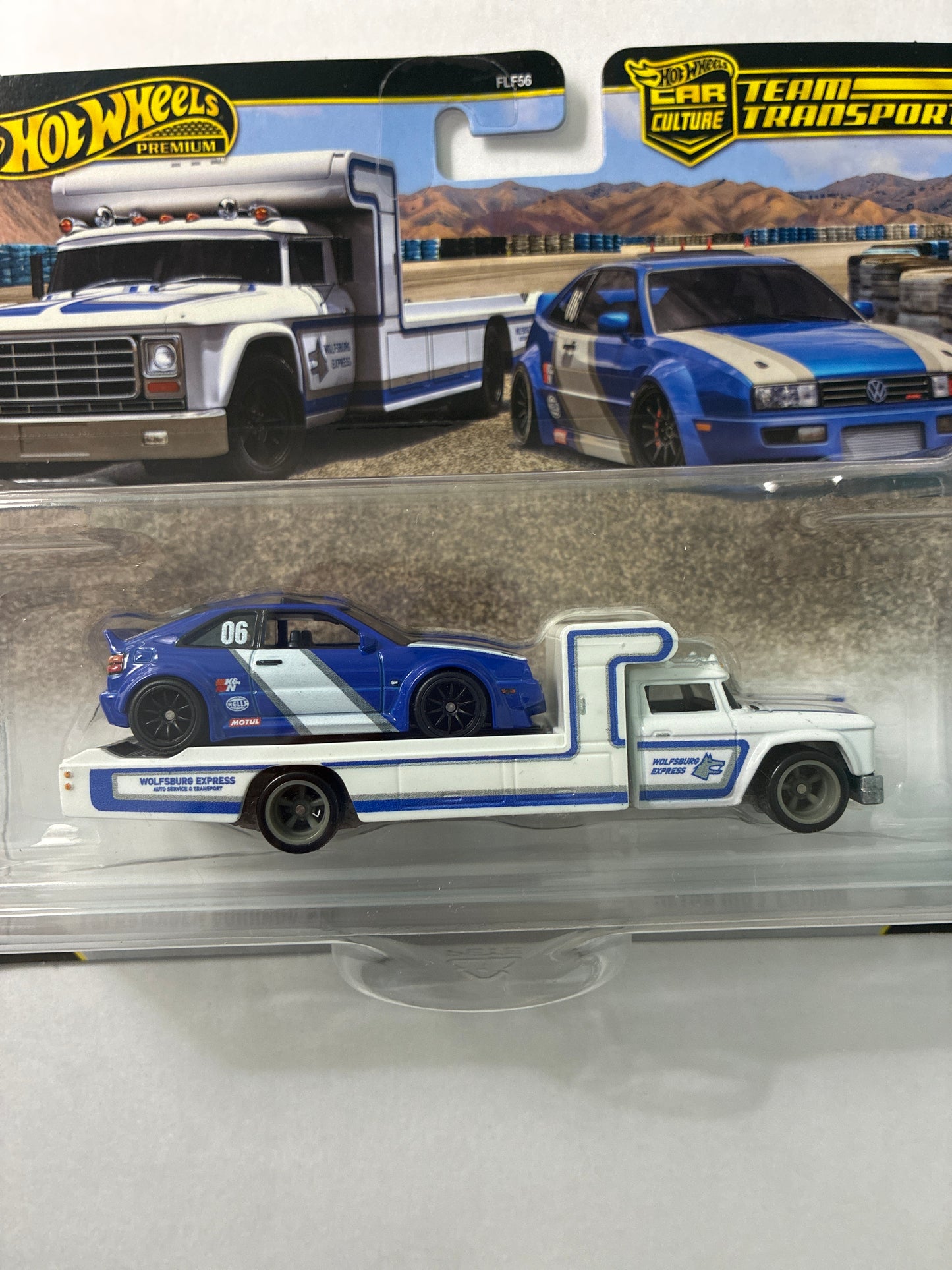 Hot Wheels 1/64 Car Culture Team Transport 2026 Mix L Volkswagen Corrado VR6 & Retro RIG/ Camion White & Blue - JHX95