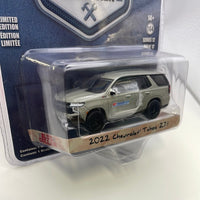 Greenlight 1/64 Blue Collar Collection 2022 Chevrolet Tahoe Z71 Grey