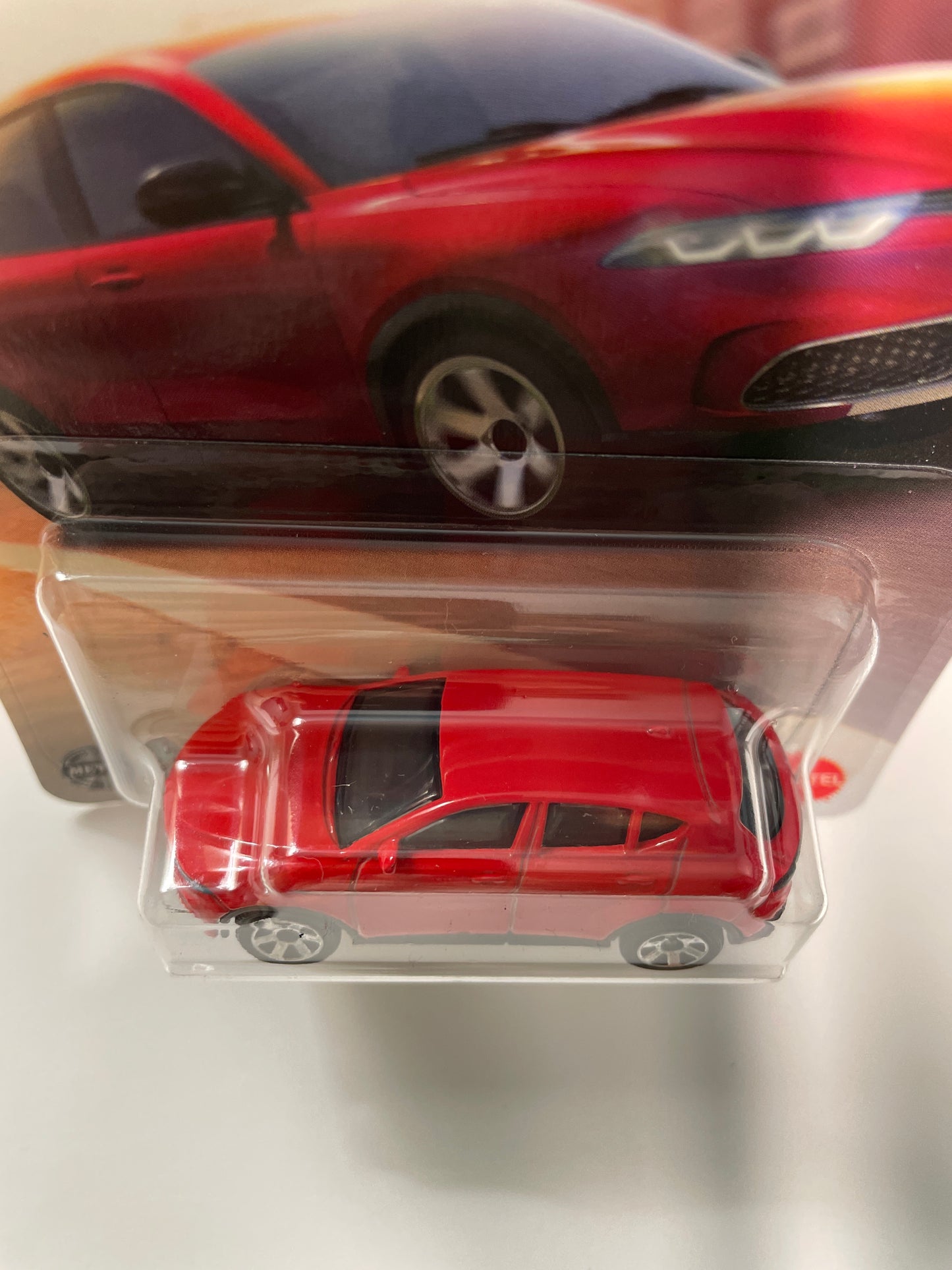 Matchbox 1/64 2023 Alfa Romeo Tonale Red