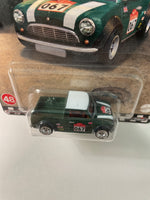 Hot Wheels 1/64 Boulevard ‘67 Austin Mini Pickup Green - Damaged Card