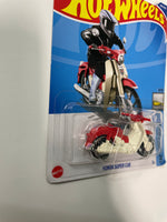 Hot Wheels 1/64 Honda Super Cub Red & White - Damaged Card