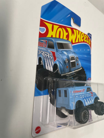 Hot Wheels 1/64 Monster Dairy Delivery Blue