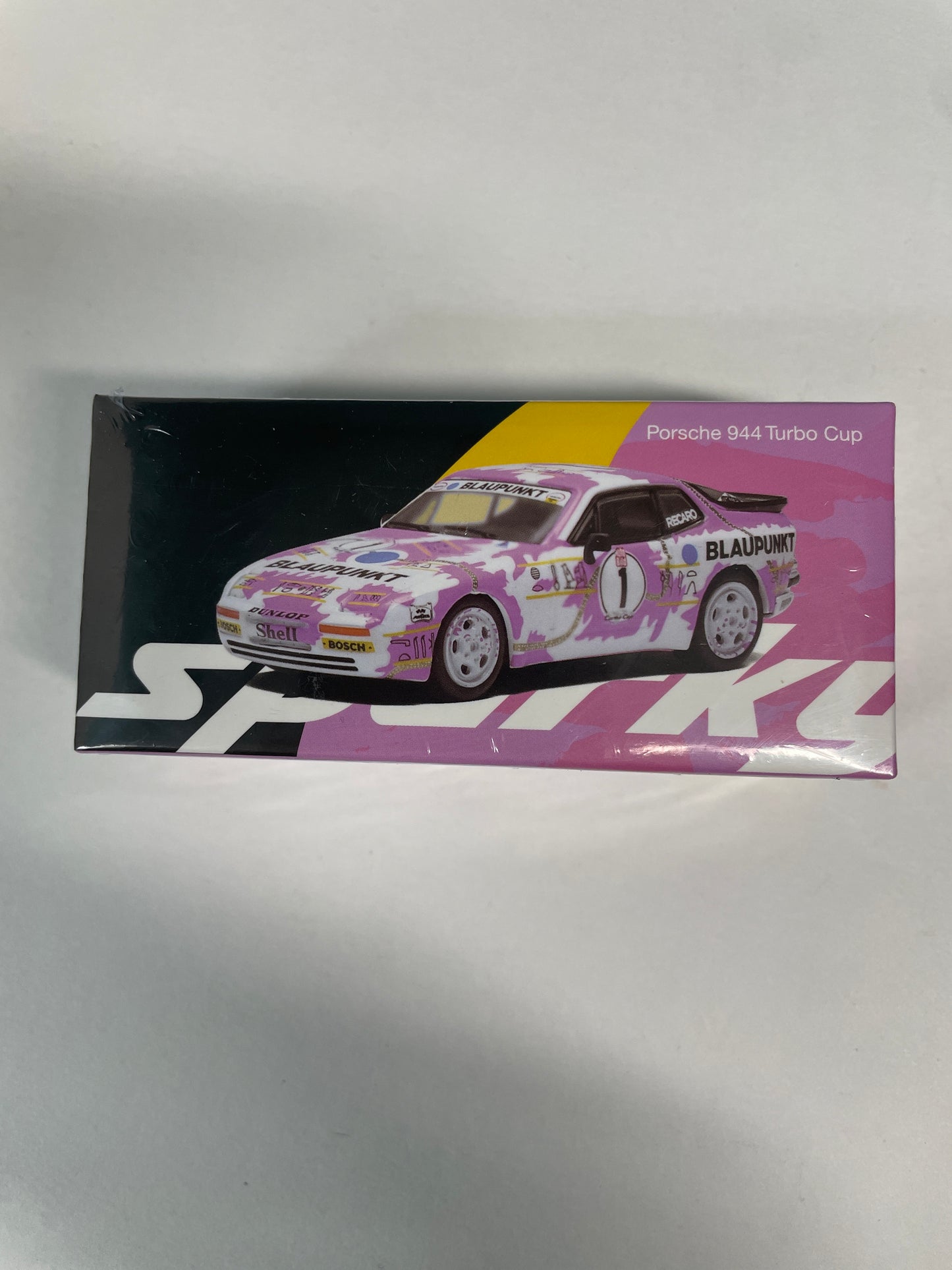 Tiny X Sparkmodel 1/64 Porsche 944 Turbo Cup Pink - YO64015