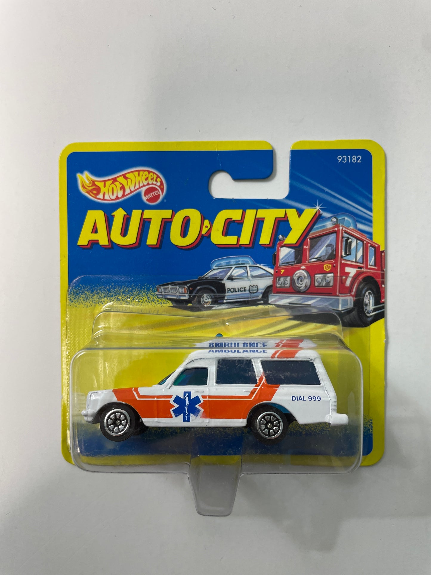 Hot Wheels 1/64 Auto City Mercedes-Benz 220D Ambulance White - Damaged Box
